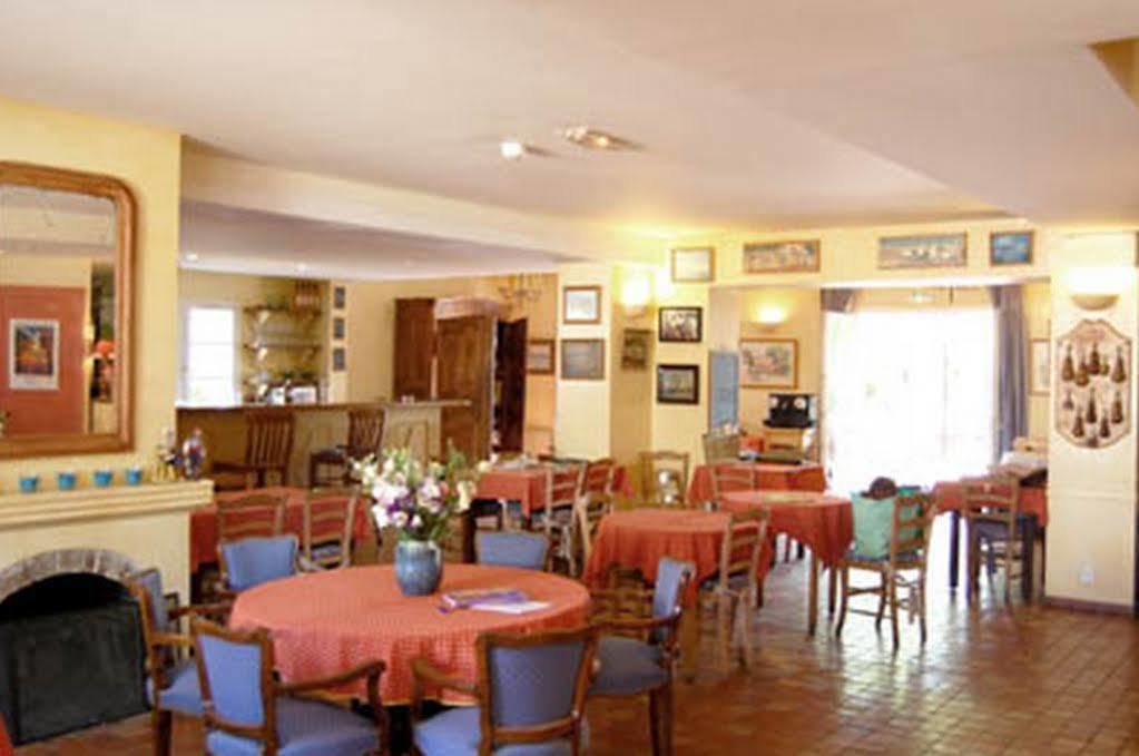 פורקרול Auberge Des Glycines מראה חיצוני תמונה