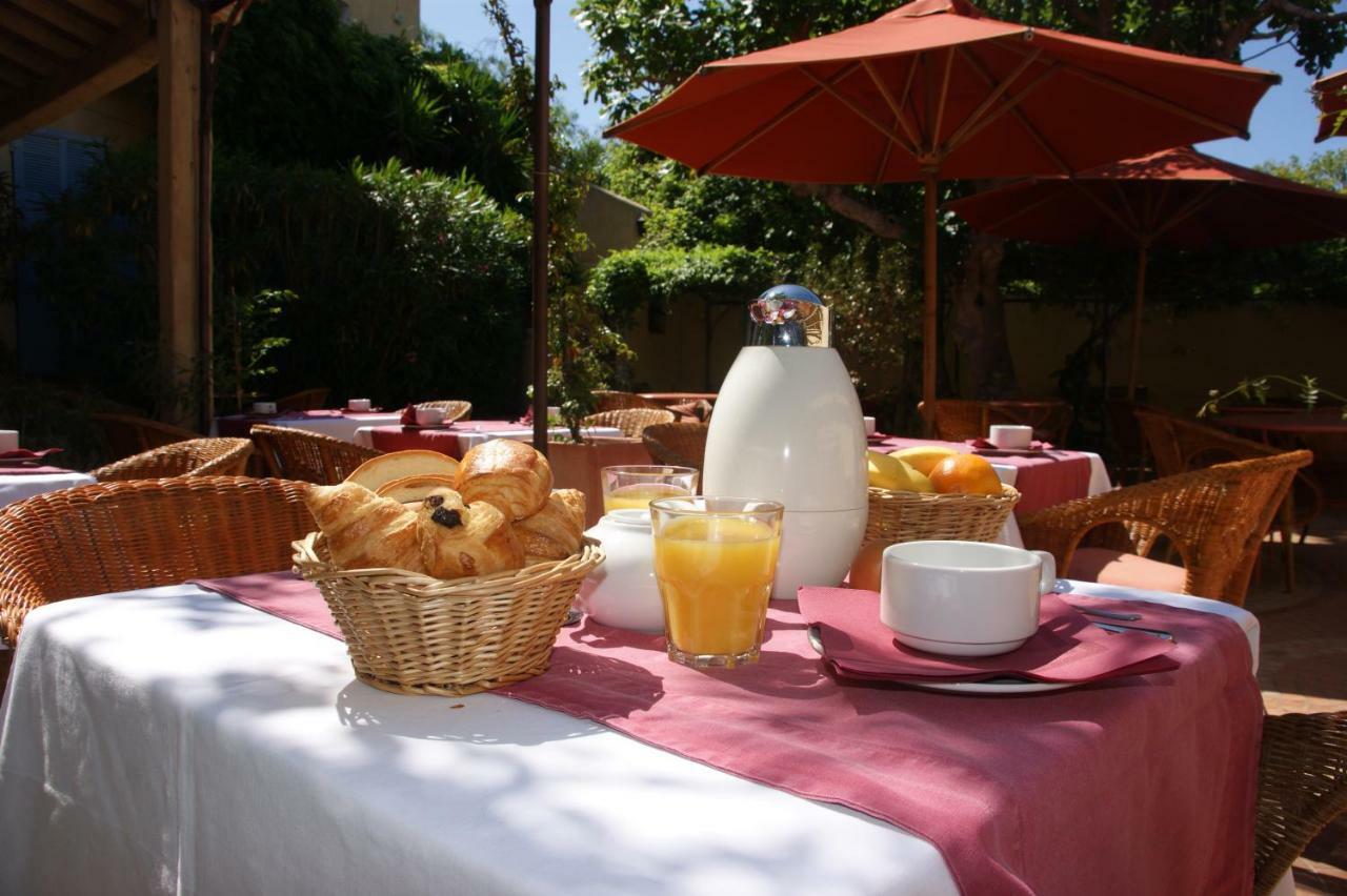 פורקרול Auberge Des Glycines מראה חיצוני תמונה
